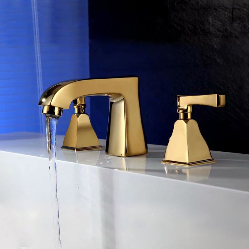 Torneiras misturadoras de ouro luxuosas Aquacúbicas alça dupla 3 furos 8 'torneira generalizada para pia de banheiro