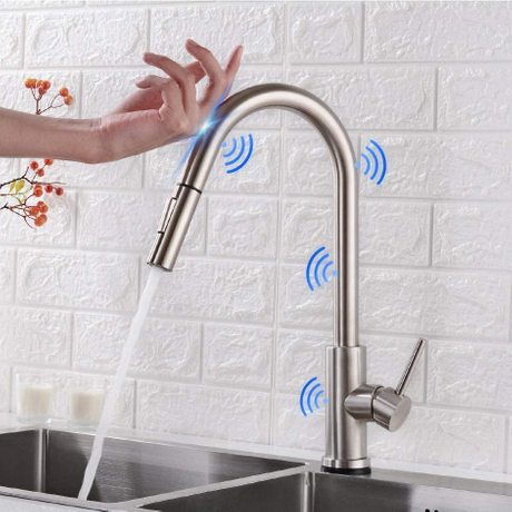 O CE Aquacubic CUPC certificou os torneiras espertos da cozinha do sentido do sensor de toque com pulverizador pull down