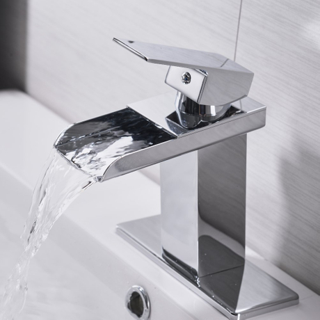 Torneira cascata de latão maciço para banheiro